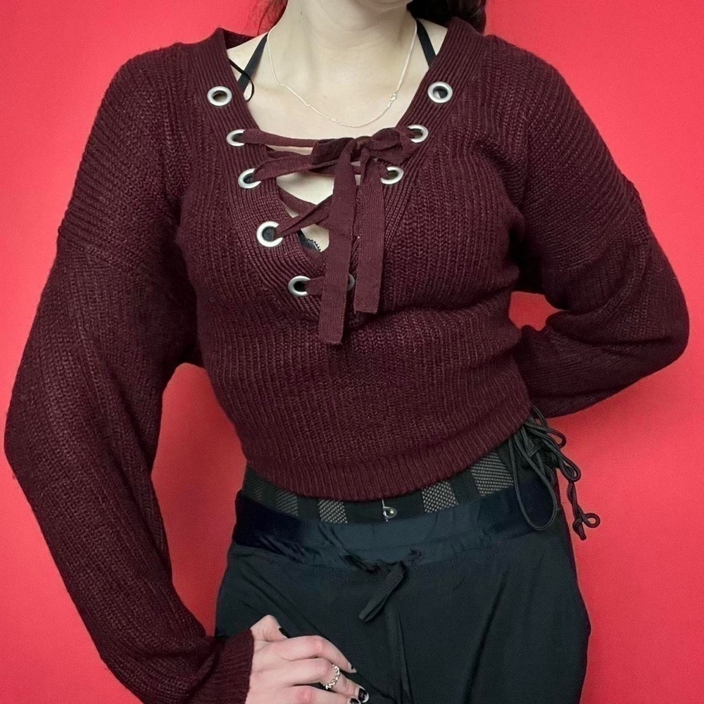 Lace up neckline sweater 🤍❤️​​​​​​​​​​​​​​​​​​​​